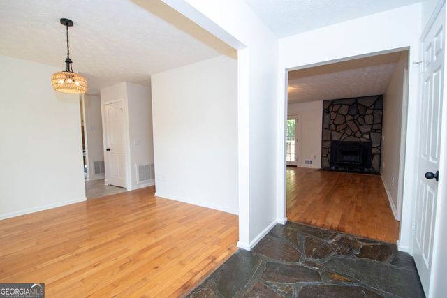 598 Beavers Road, Grantville, GA 30220