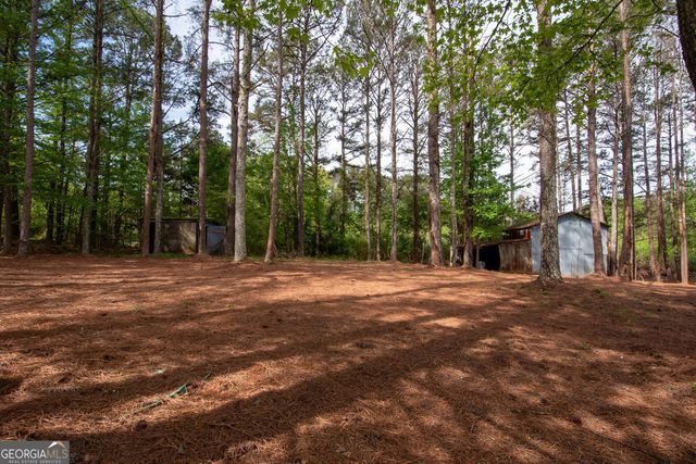 598 Beavers Road, Grantville, GA 30220