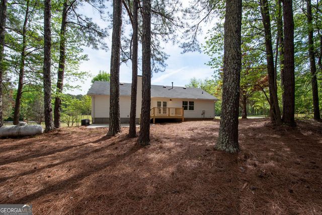598 Beavers Road, Grantville, GA 30220