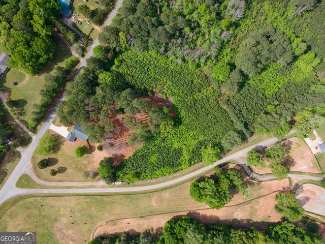 598 Beavers Road, Grantville, GA 30220