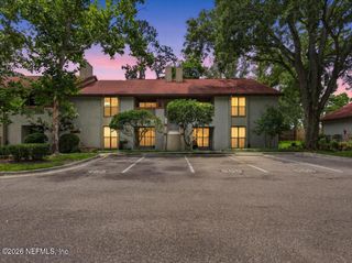 506 CLUBHOUSE Court, Jacksonville, FL 32256
