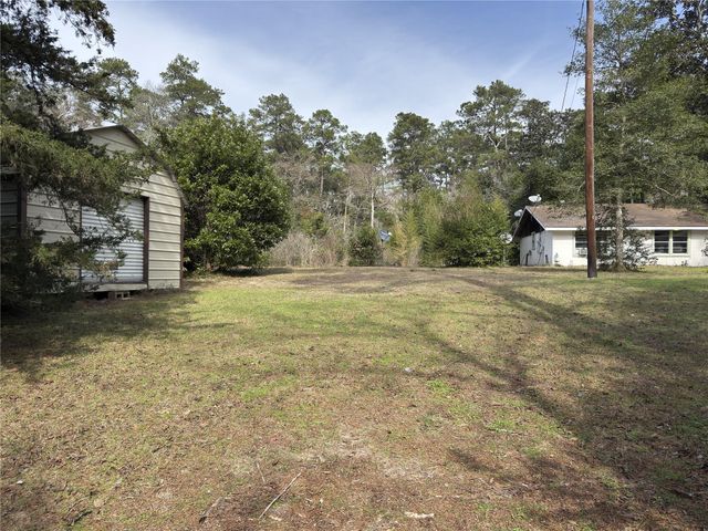 257 County Road 2142c, Cleveland, TX 77327