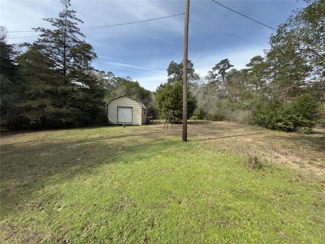 257 County Road 2142c, Cleveland, TX 77327