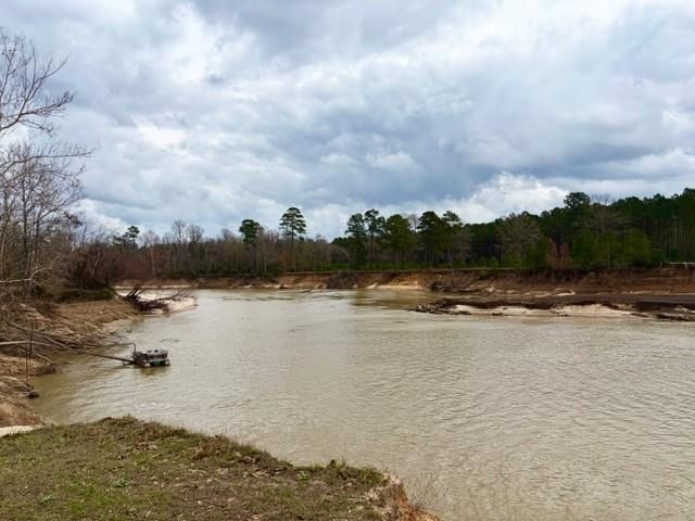 1140 Cr 4445, Spurger, TX 77660