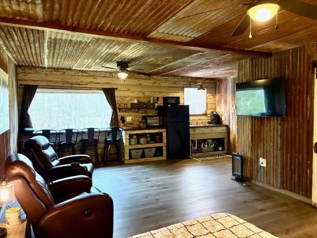 1140 Cr 4445, Spurger, TX 77660