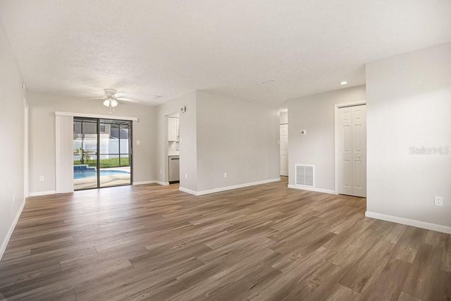 423 VAN REED MANOR DRIVE, Brandon, FL 33511
