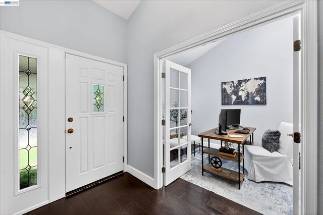 1434 Ridgewood Rd, Pleasanton, CA 94566