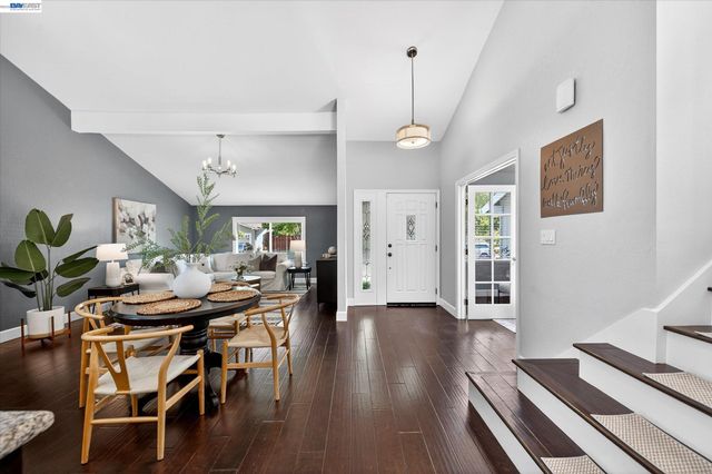 1434 Ridgewood Rd, Pleasanton, CA 94566