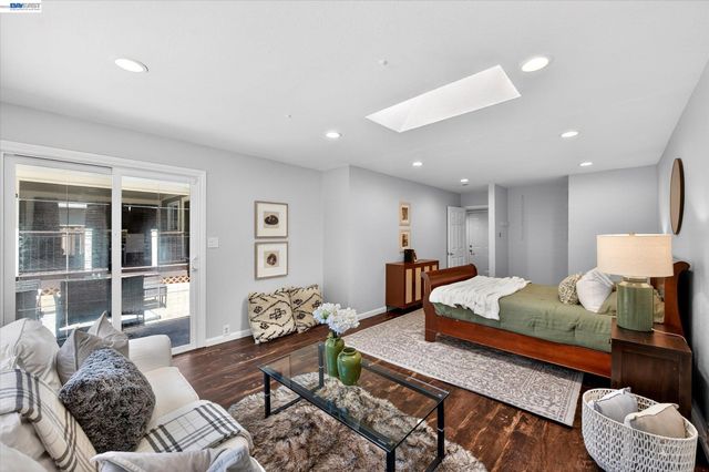 1434 Ridgewood Rd, Pleasanton, CA 94566