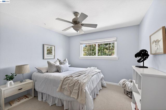 1434 Ridgewood Rd, Pleasanton, CA 94566