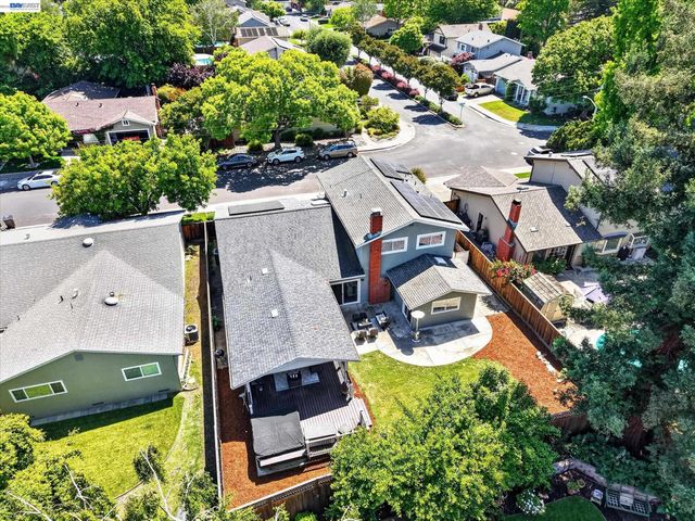 1434 Ridgewood Rd, Pleasanton, CA 94566