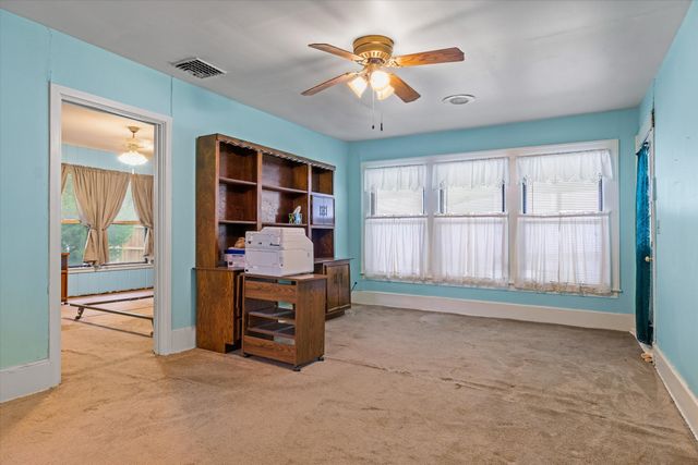 432 W High Street, Wills Point, TX 75169