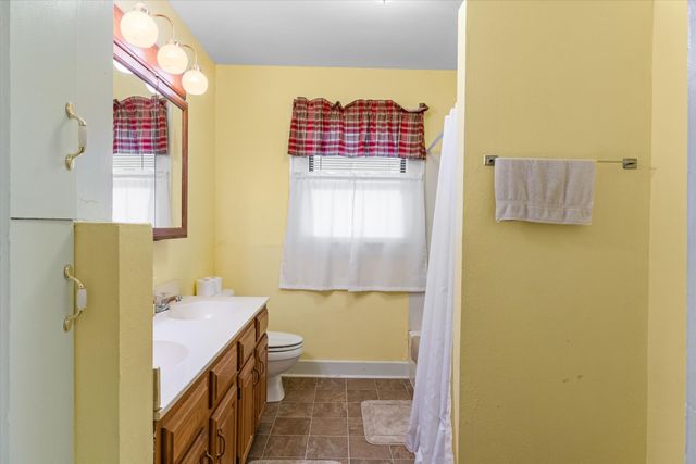 432 W High Street, Wills Point, TX 75169
