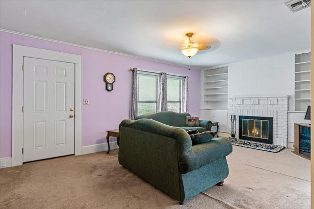 432 W High Street, Wills Point, TX 75169