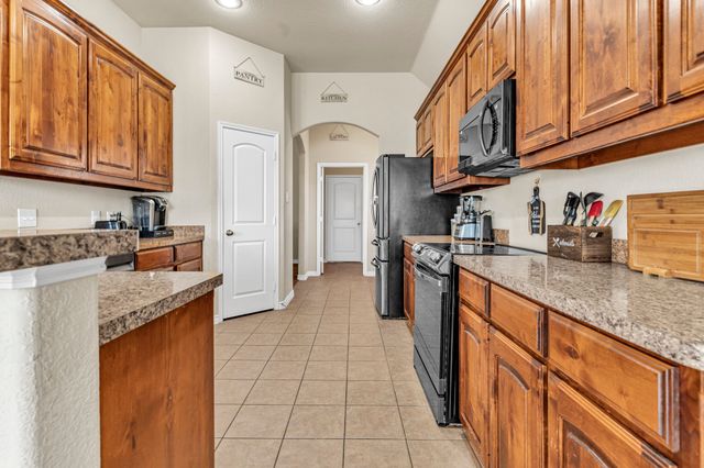 212 Goldeneye Drive, Desoto, TX 75115