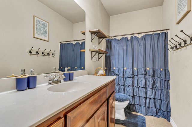 212 Goldeneye Drive, Desoto, TX 75115