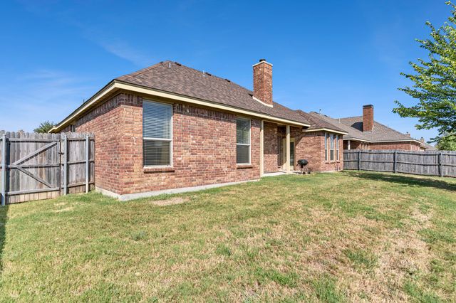 212 Goldeneye Drive, Desoto, TX 75115