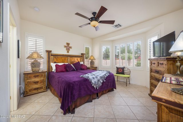 7706 W Madrigal Drive, Tucson, AZ 85743