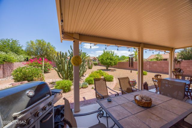 7706 W Madrigal Drive, Tucson, AZ 85743