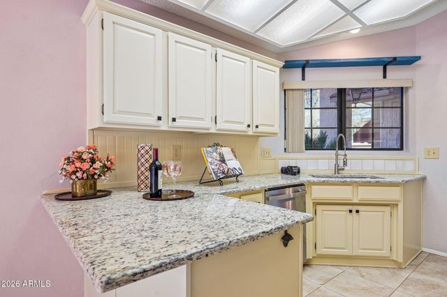 13318 W LA TERRAZA Drive, Sun City West, AZ 85375