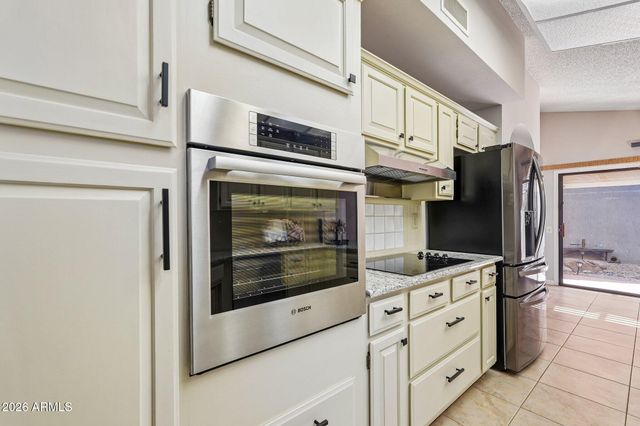 13318 W LA TERRAZA Drive, Sun City West, AZ 85375