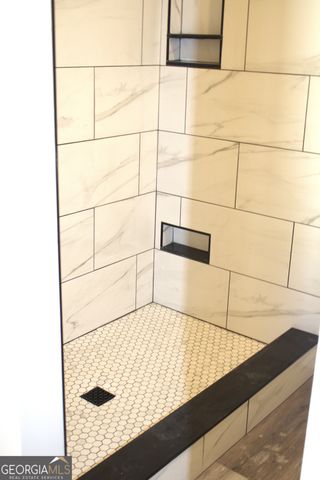 17 Fairview Station, Hartwell, GA 30643