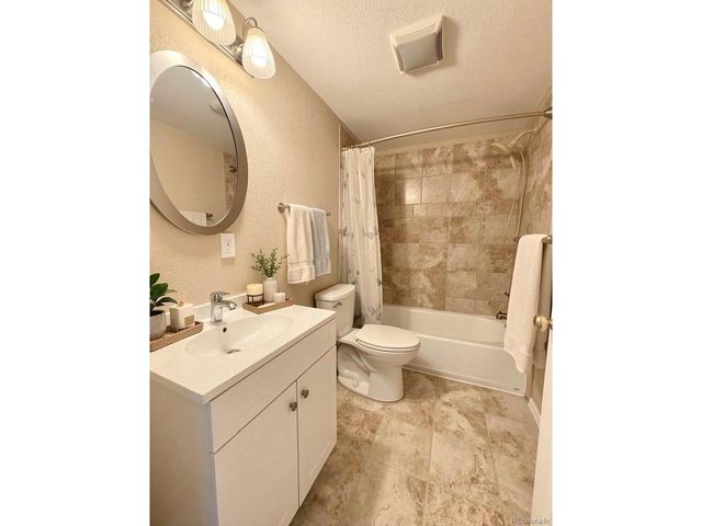 1208 Crenshaw St, Castle Rock, CO 80104