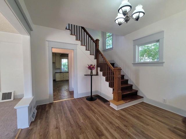 220 13TH AVENUE, Green Bay, WI 54303