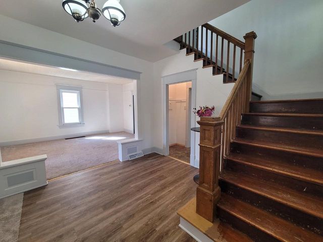 220 13TH AVENUE, Green Bay, WI 54303
