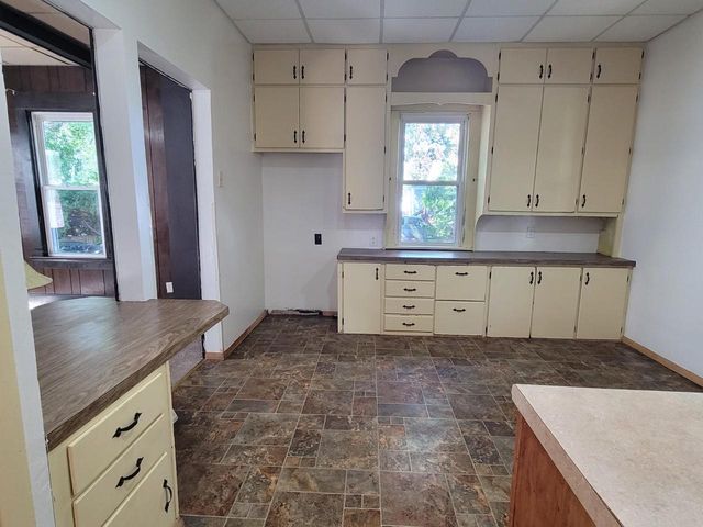 220 13TH AVENUE, Green Bay, WI 54303