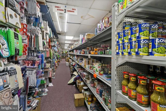 11 W BROAD ST, Palmyra, NJ 08065