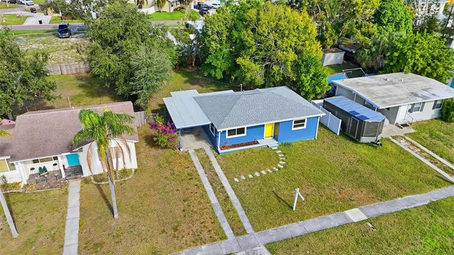 201 83RD AVENUE N, St Petersburg, FL 33702