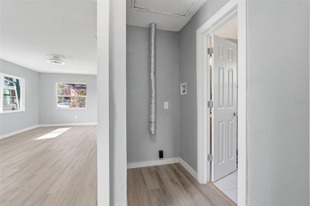 201 83RD AVENUE N, St Petersburg, FL 33702