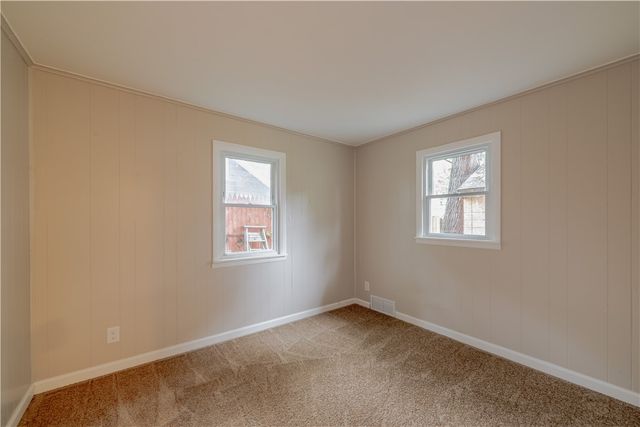 19 Mac Arthur Road, Greece, NY 14615