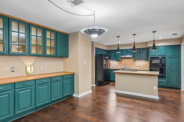 17905 Windflower Way 107, Dallas, TX 75252