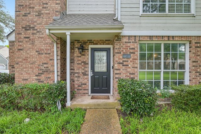 17905 Windflower Way 107, Dallas, TX 75252
