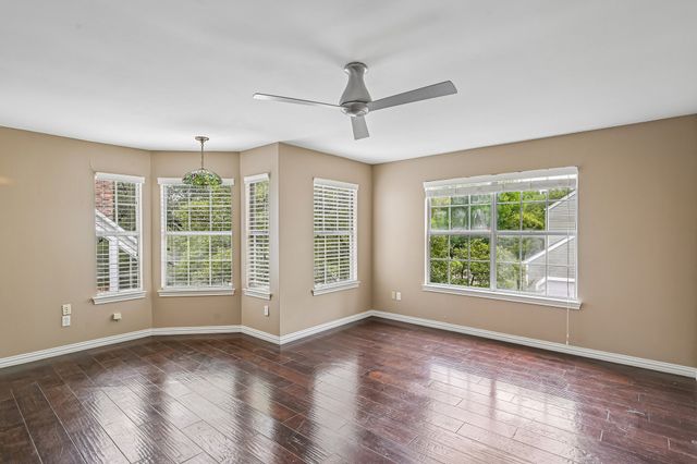 17905 Windflower Way 107, Dallas, TX 75252