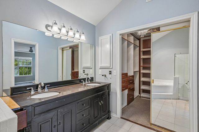 17905 Windflower Way 107, Dallas, TX 75252