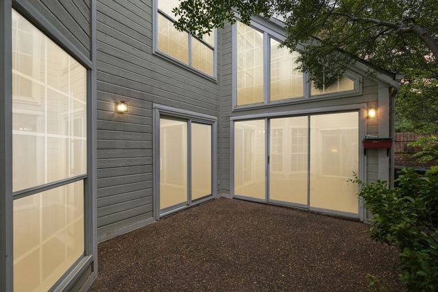 17905 Windflower Way 107, Dallas, TX 75252