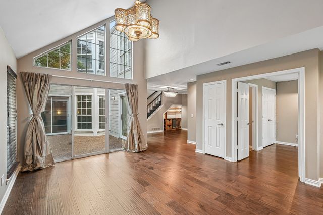 17905 Windflower Way 107, Dallas, TX 75252