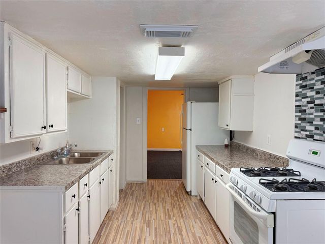 723 27 Th Street, Houston, TX 77008