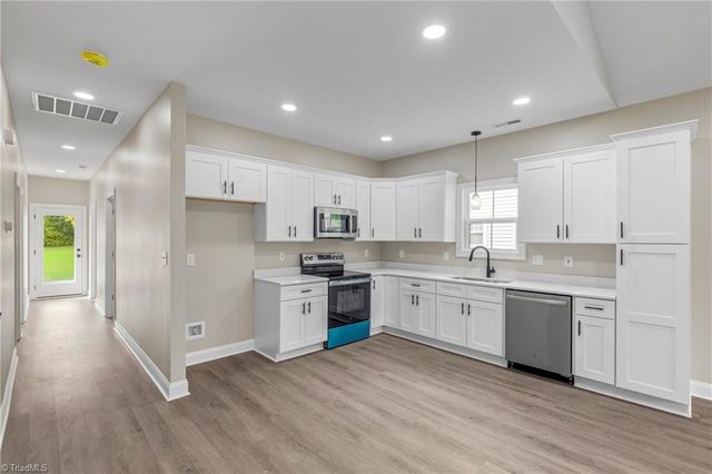5510 Winona Street, Winston-salem, NC 27106