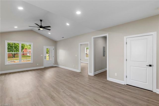 5510 Winona Street, Winston-salem, NC 27106