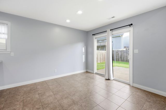 5805 MAHON DR, Columbia, MO 65201