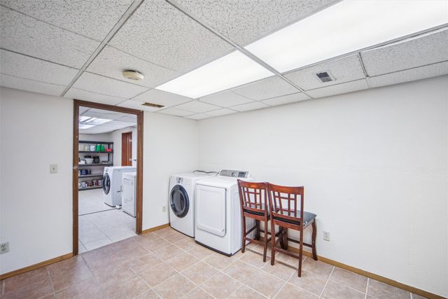 4398 Lexington Drive, Pleasant Hill, IA 50327