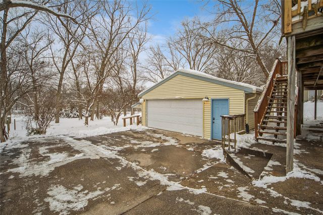 4398 Lexington Drive, Pleasant Hill, IA 50327