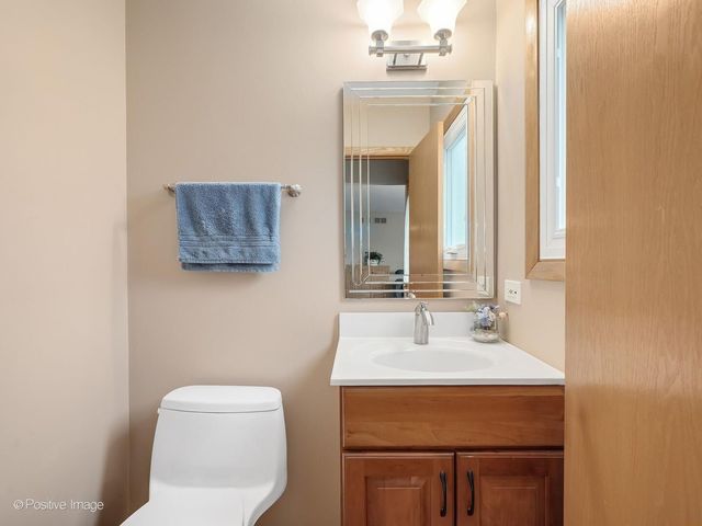 7201 Powell Street, Downers Grove, IL 60516