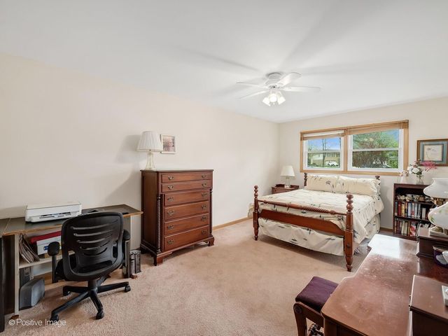 7201 Powell Street, Downers Grove, IL 60516