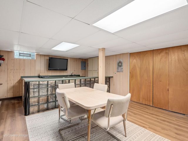 7201 Powell Street, Downers Grove, IL 60516