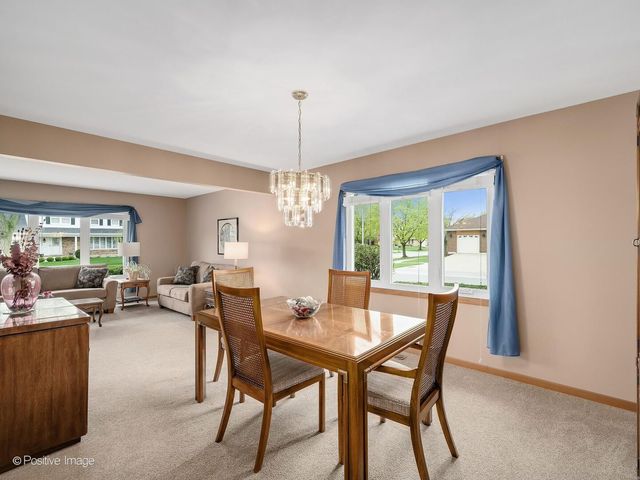 7201 Powell Street, Downers Grove, IL 60516